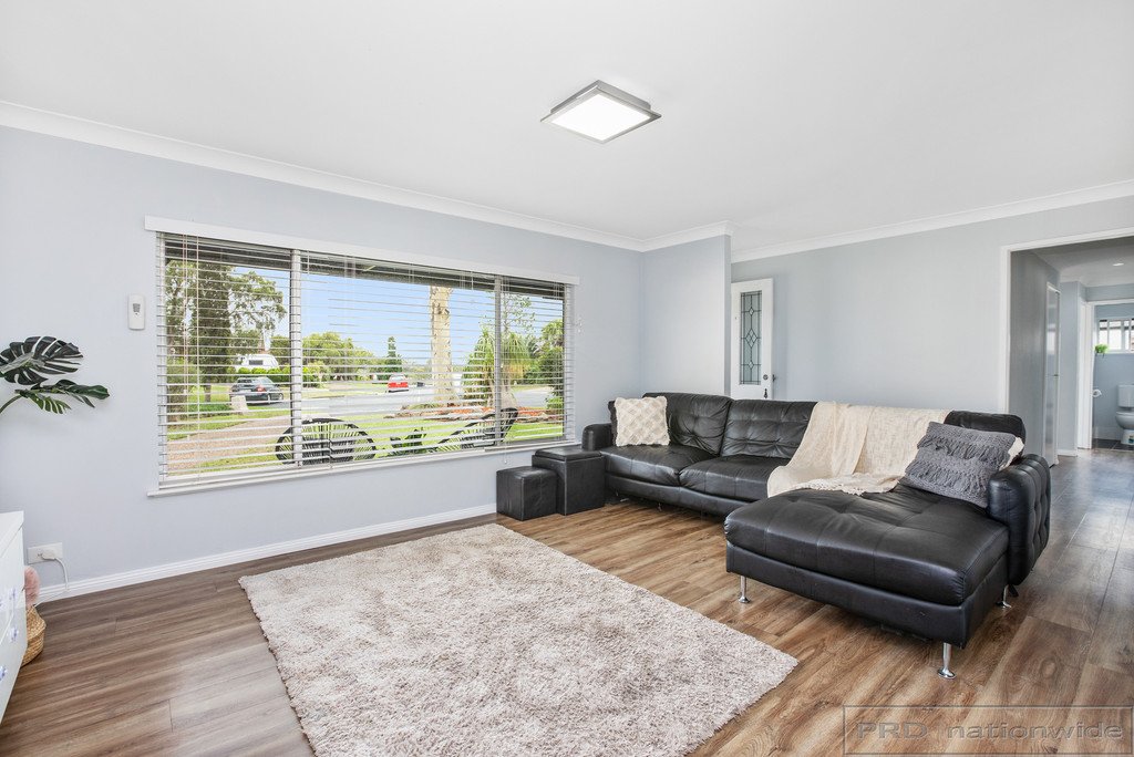 15 Young Close THORNTON 3