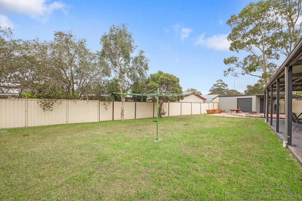 15 Young Close THORNTON 17