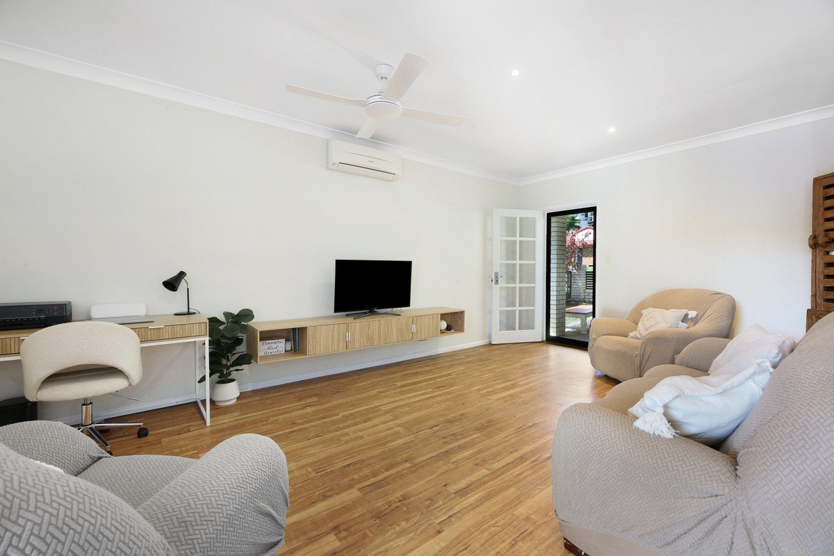 15 Zinnea Street Elanora 12
