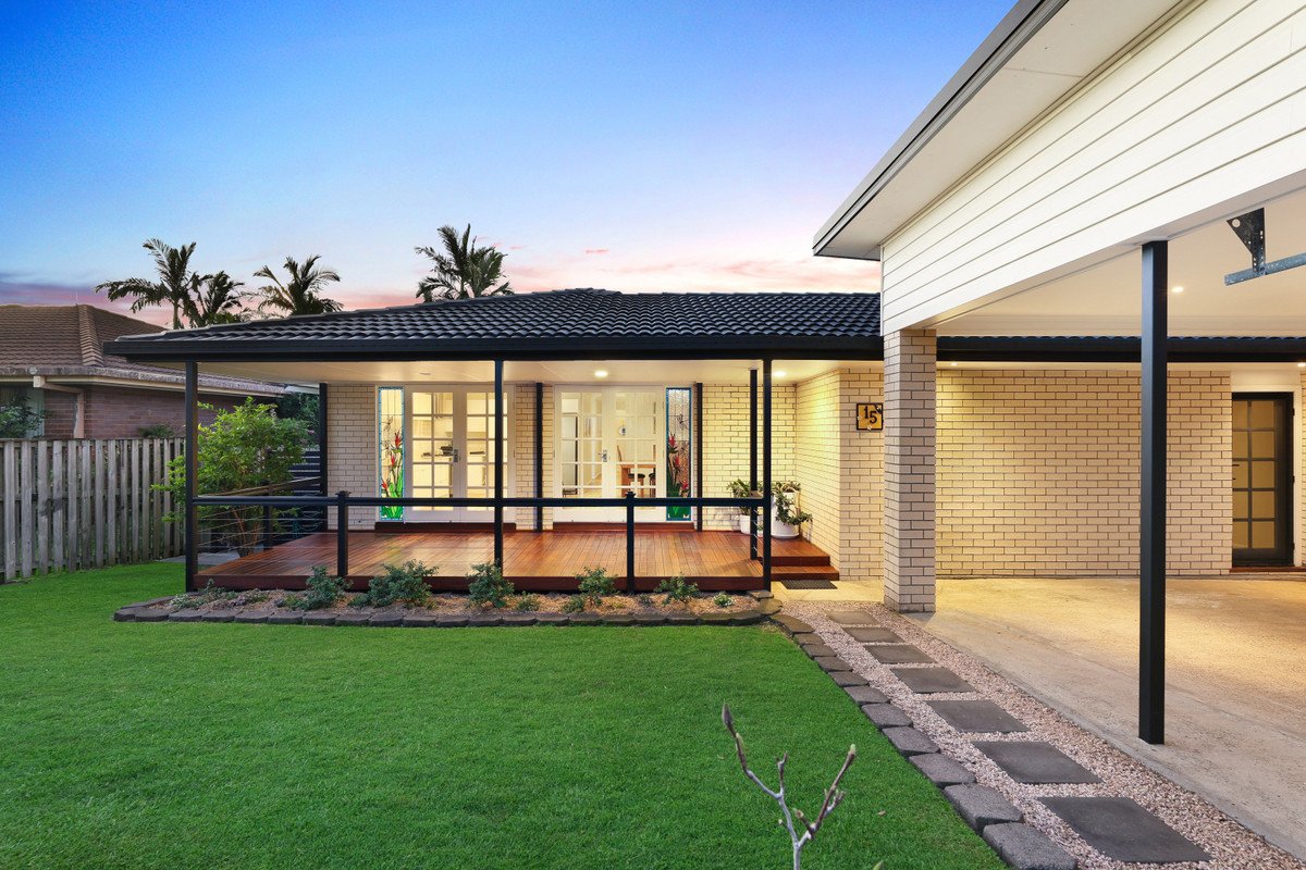15 Zinnea Street Elanora 13