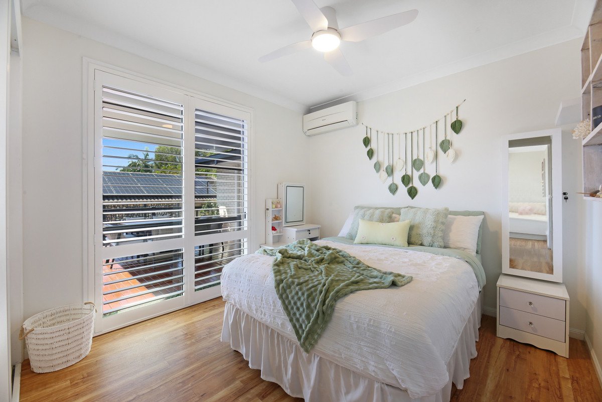 15 Zinnea Street Elanora 21