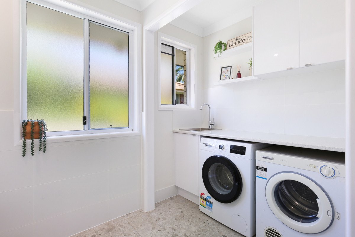 15 Zinnea Street Elanora 24