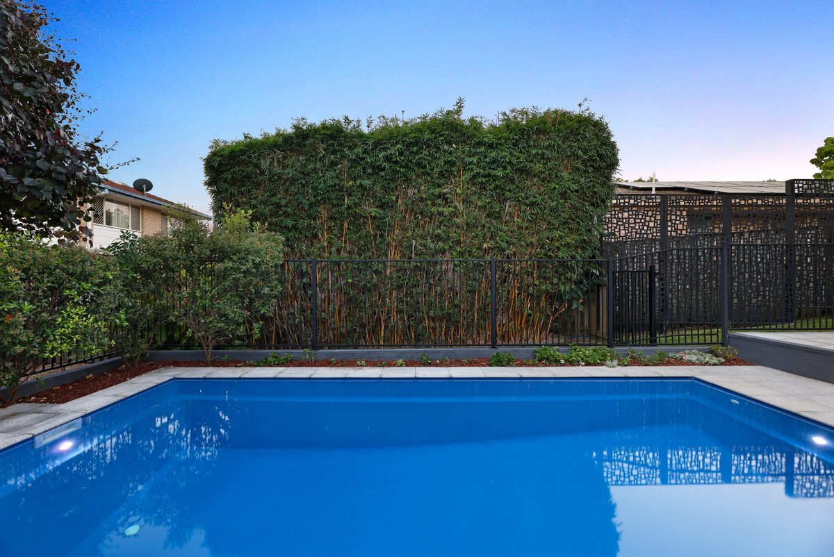 15 Zinnea Street Elanora 30
