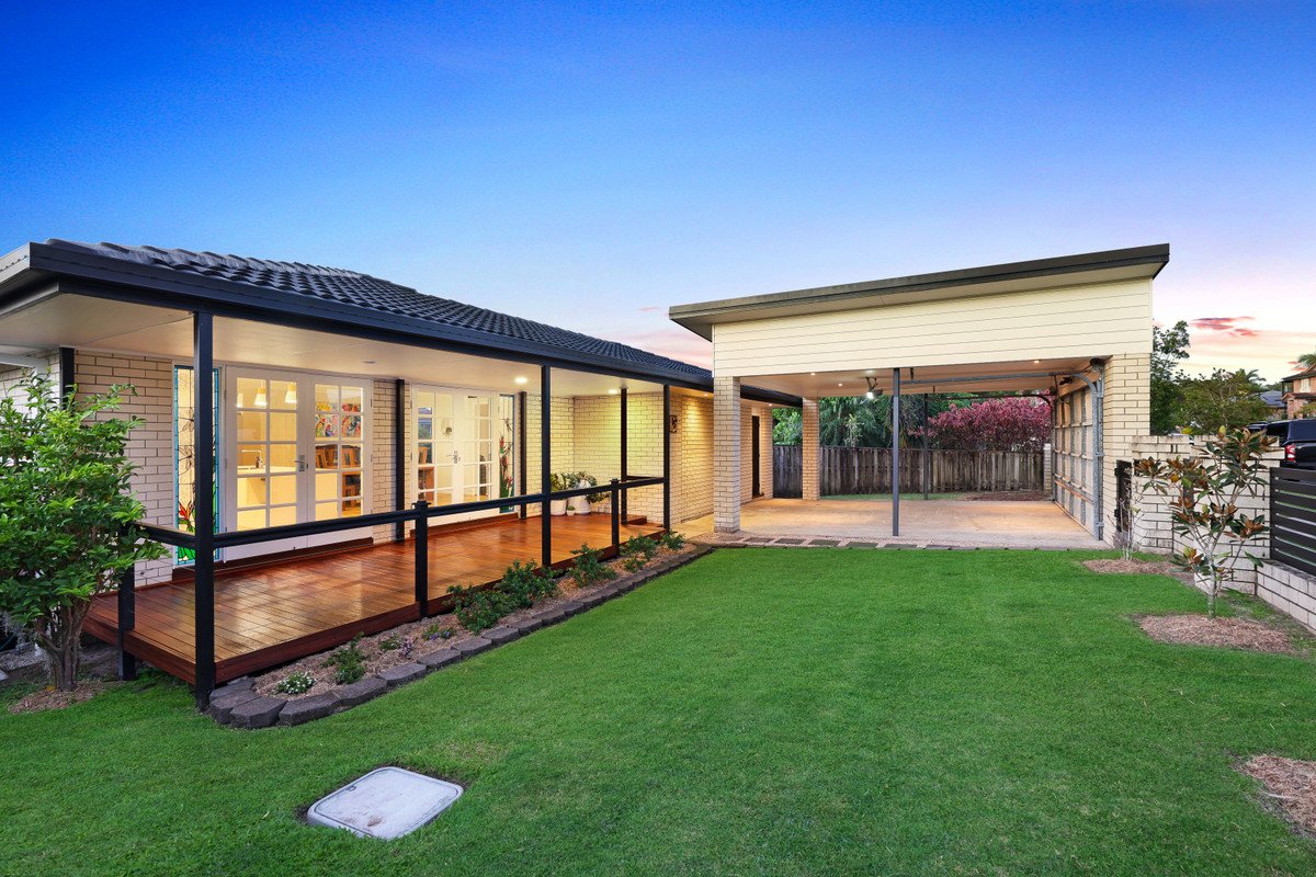 15 Zinnea Street Elanora 31
