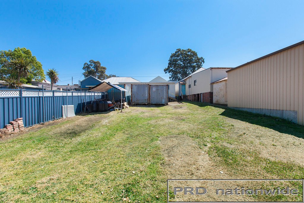 150-152 Barton St  KURRI KURRI 15