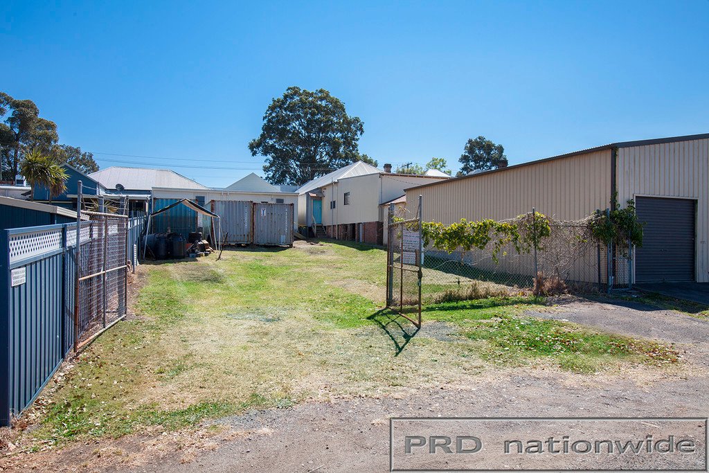 150-152 Barton St  KURRI KURRI 16