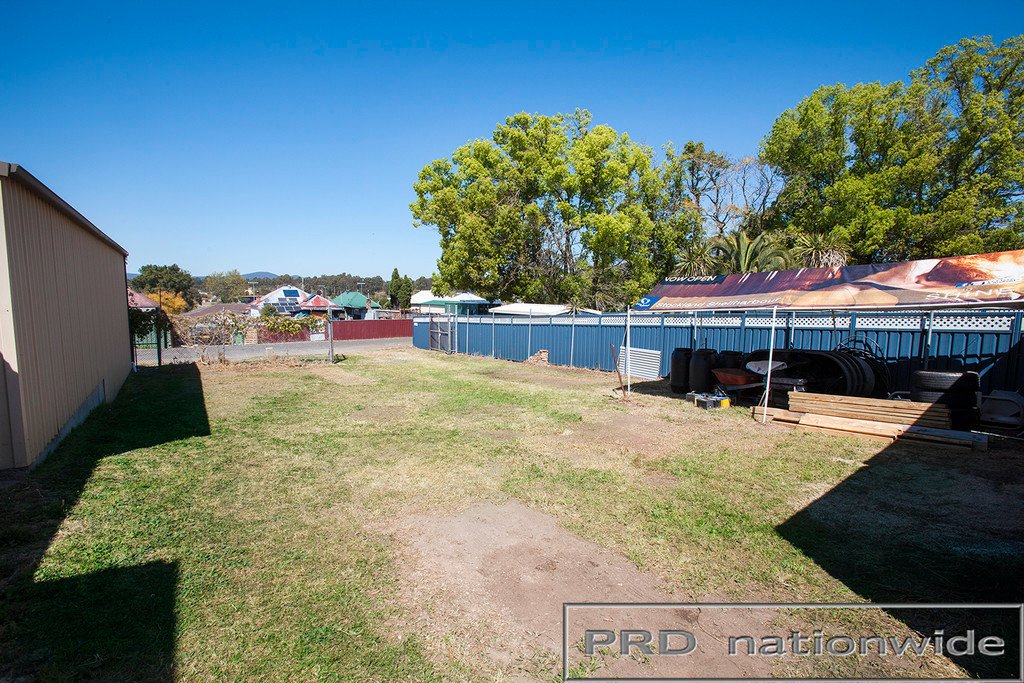 150-152 Barton St  KURRI KURRI 19