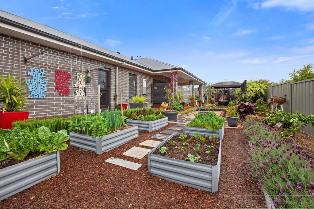 150 Avery Street RUTHERFORD 16