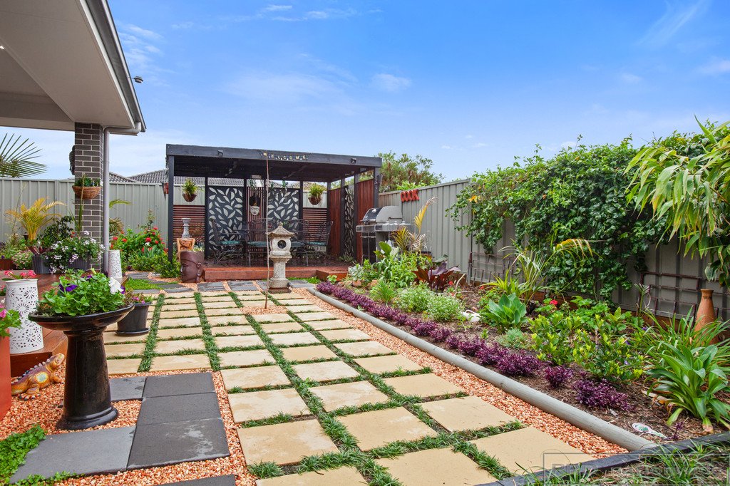 150 Avery Street RUTHERFORD 18