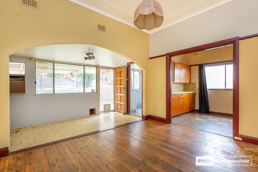 150 Belmore Street TAMWORTH 5
