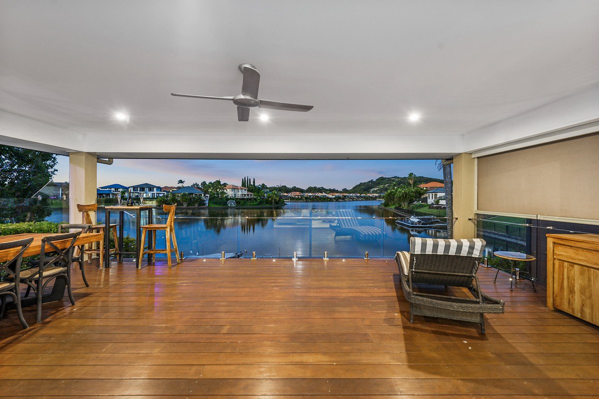 150 Dunlin Drive BURLEIGH WATERS 7
