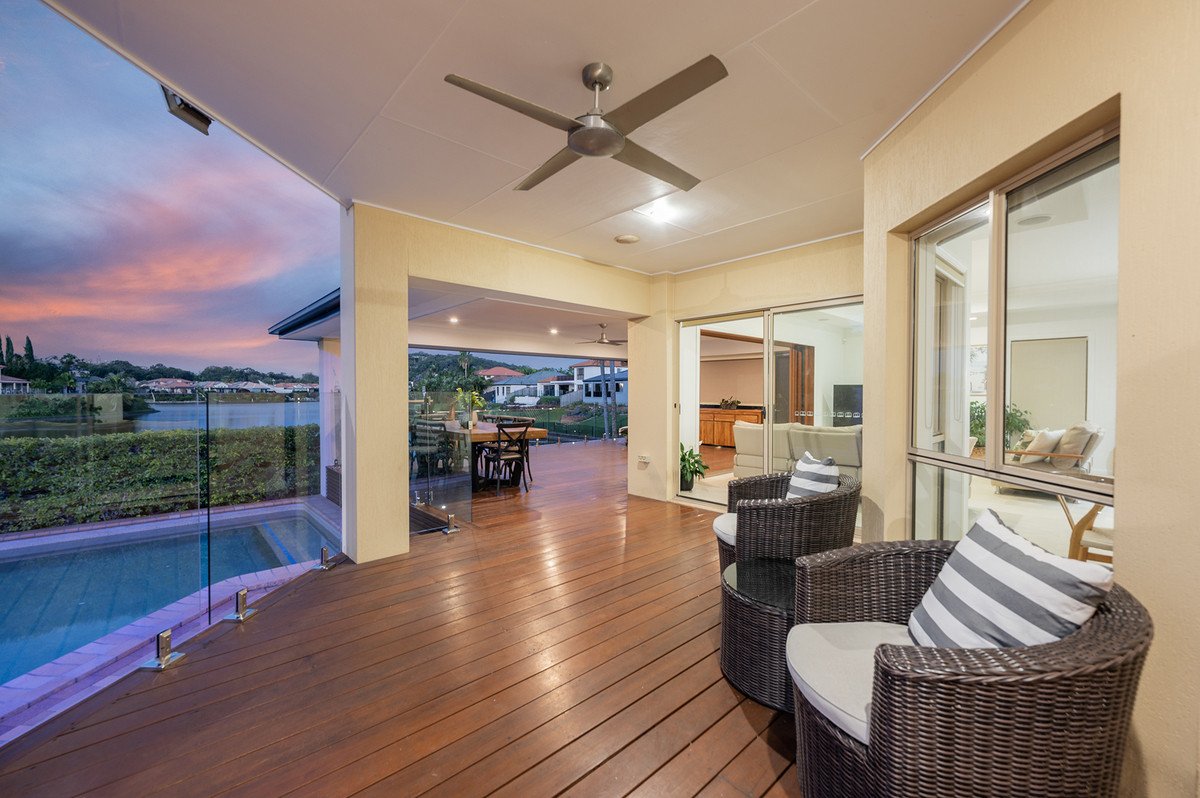 150 Dunlin Drive BURLEIGH WATERS 25