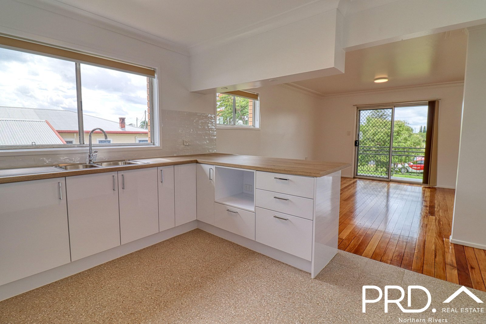 1/50 East Street CASINO 5