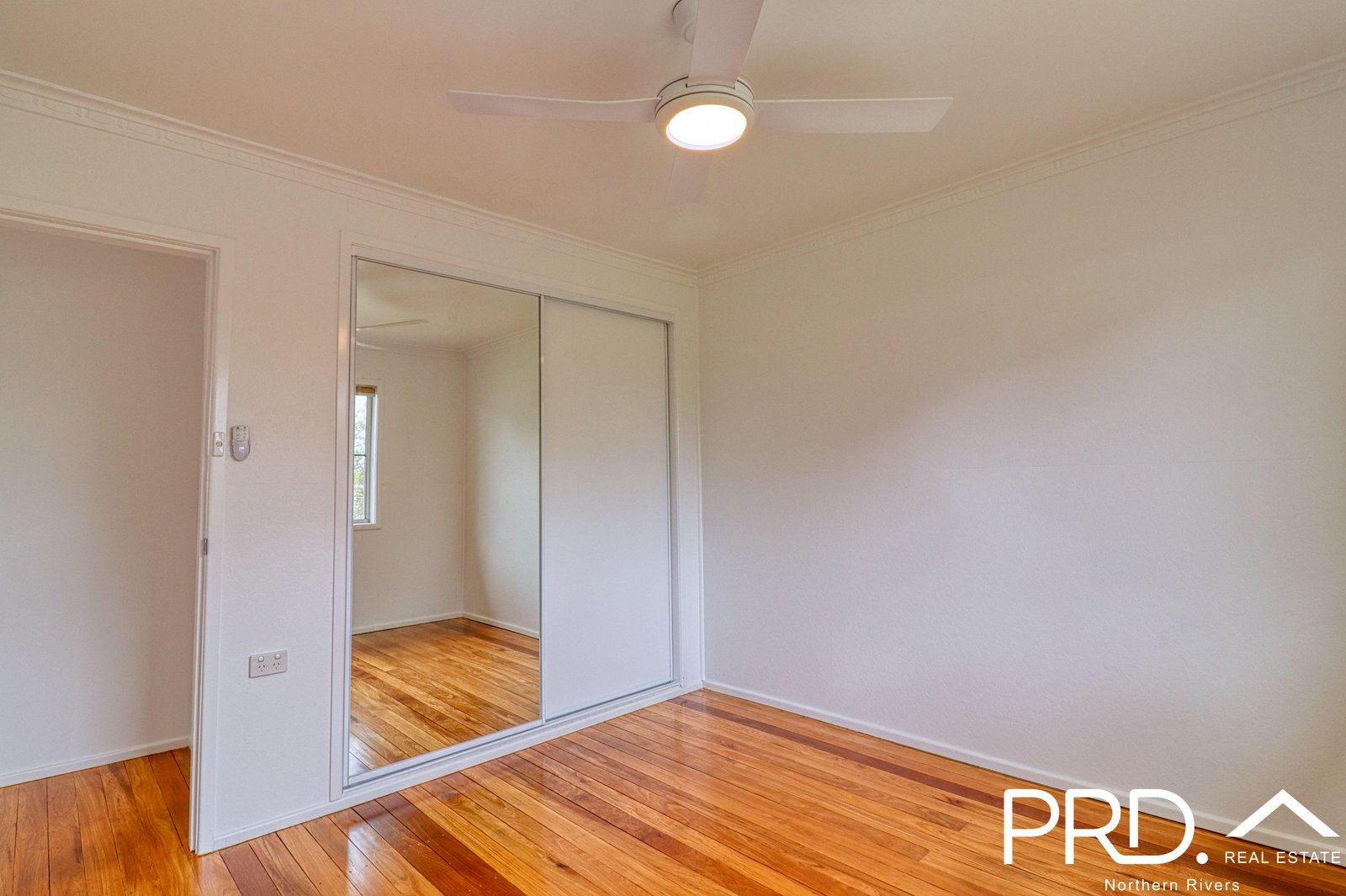 1/50 East Street CASINO 11