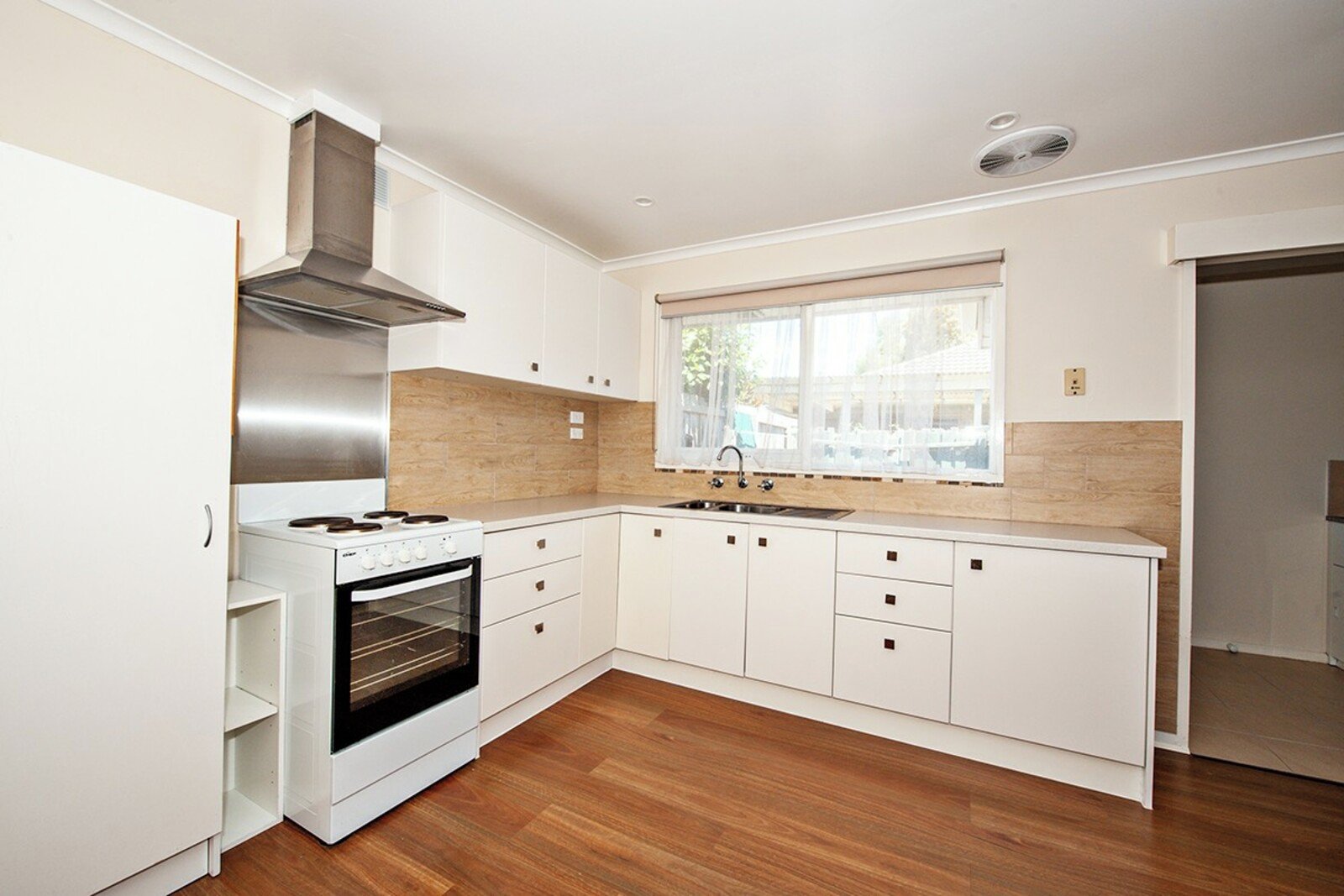 Gallery: 1/50 Fewster Road