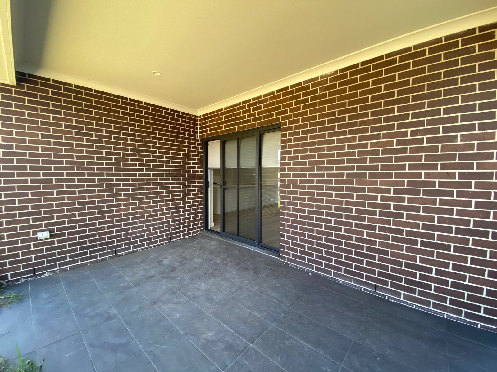 1/50 Garden Street KOOTINGAL 11