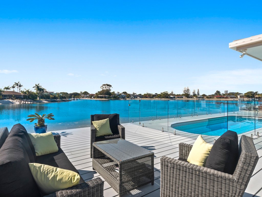 150 Mallawa Drive PALM BEACH 4