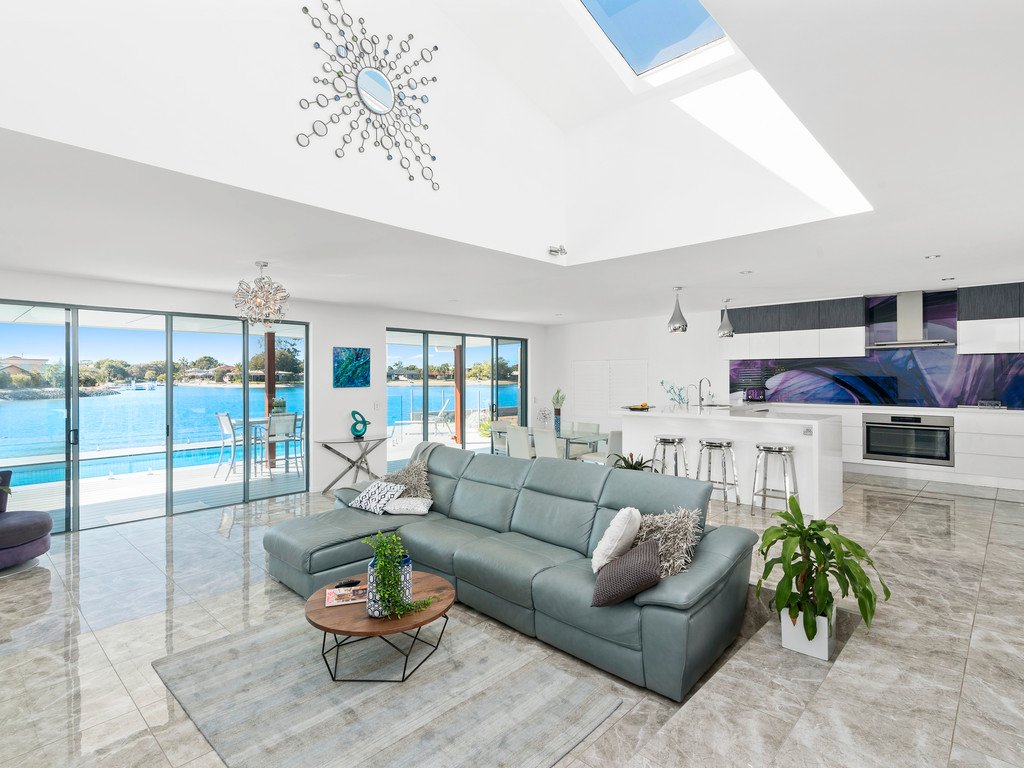 150 Mallawa Drive PALM BEACH 5