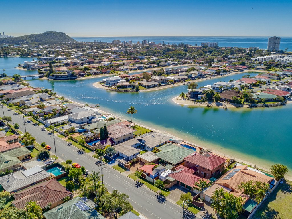 150 Mallawa Drive PALM BEACH 10