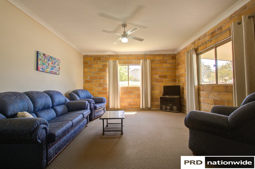 150 Martins Lane TAMWORTH 3