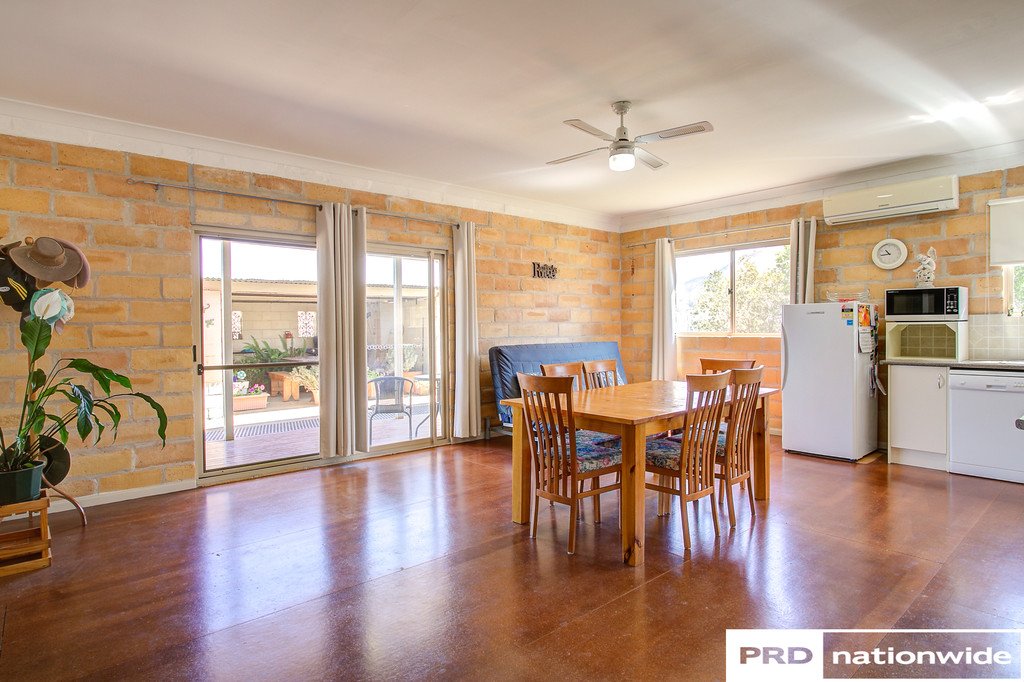 150 Martins Lane TAMWORTH 4