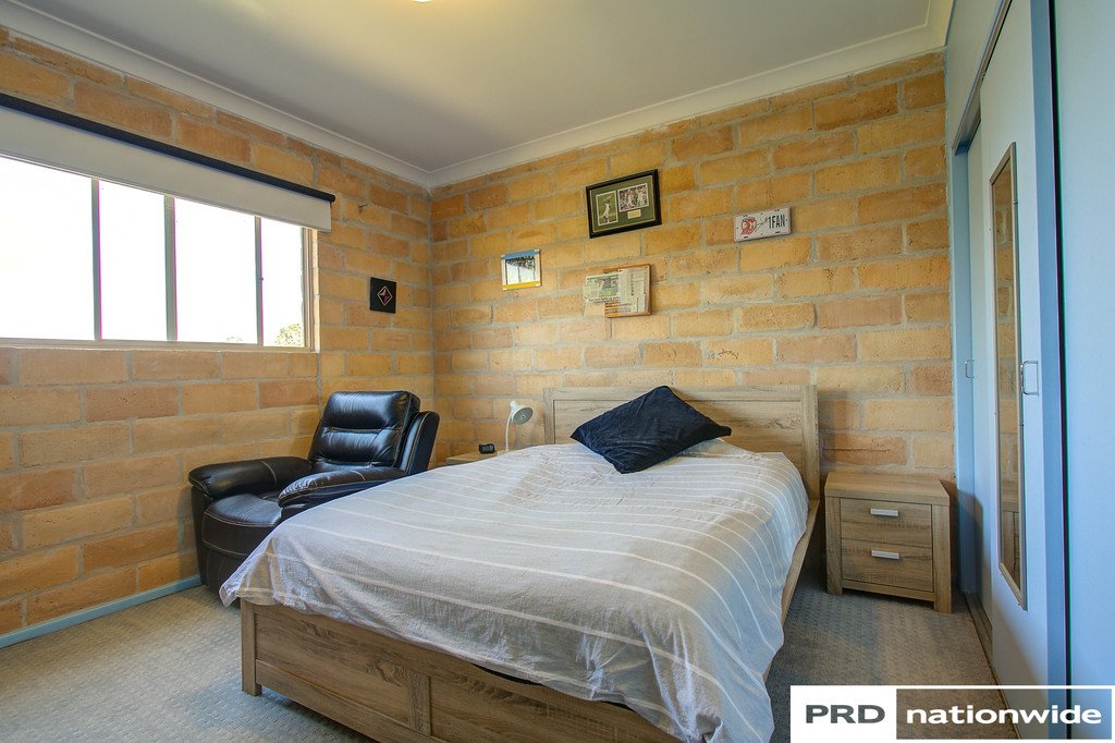 150 Martins Lane TAMWORTH 13