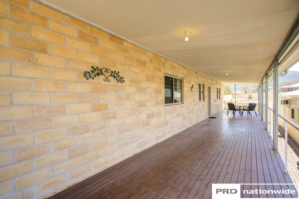 150 Martins Lane TAMWORTH 18