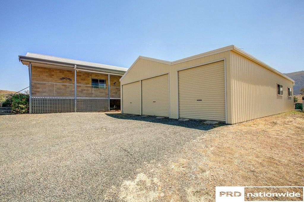 150 Martins Lane TAMWORTH 22