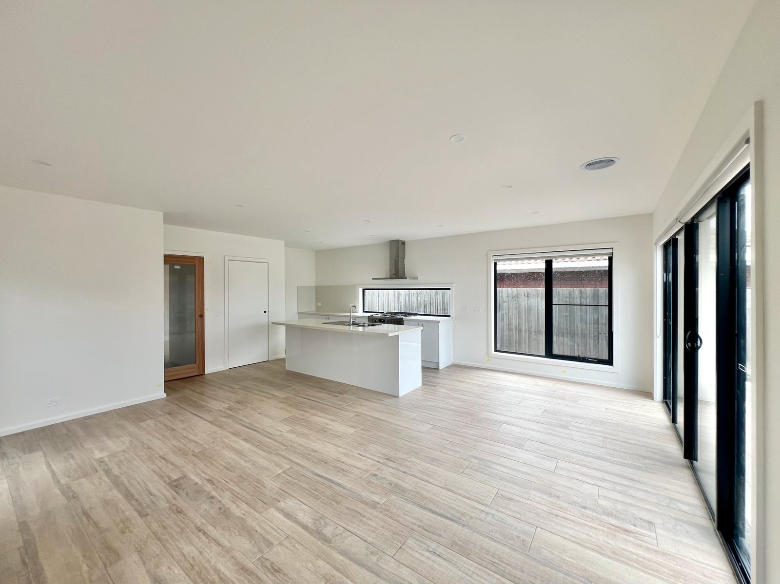 Gallery: 1/50 Matthews Road
