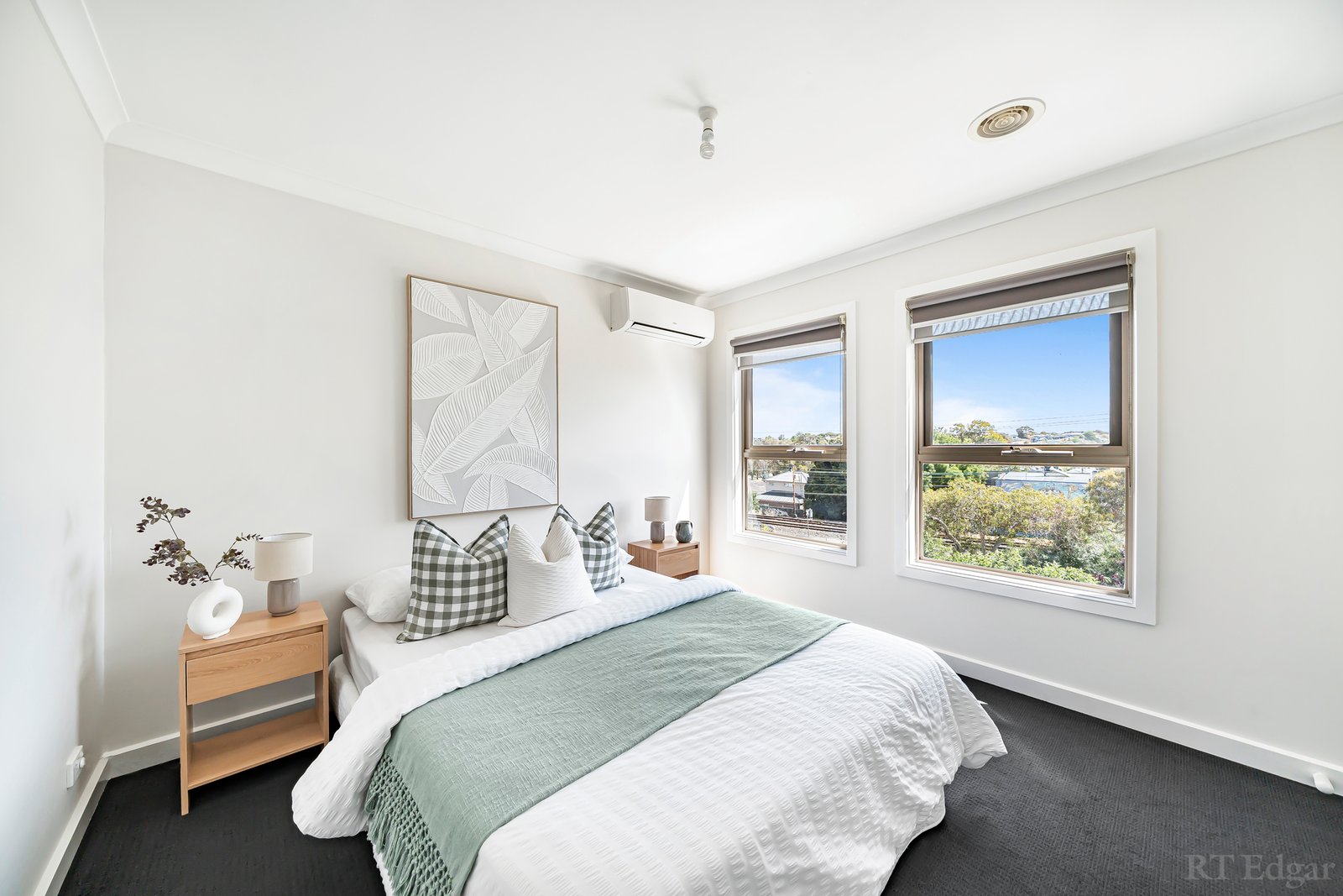 Real Estate and Property in 1/50 Railway Parade, Pascoe Vale, VIC