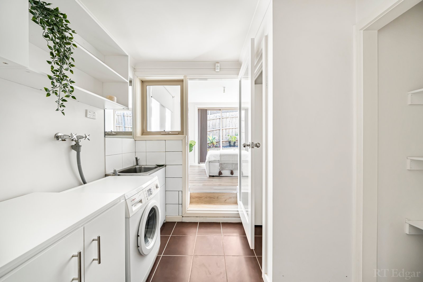 Real Estate and Property in 1/50 Railway Parade, Pascoe Vale, VIC