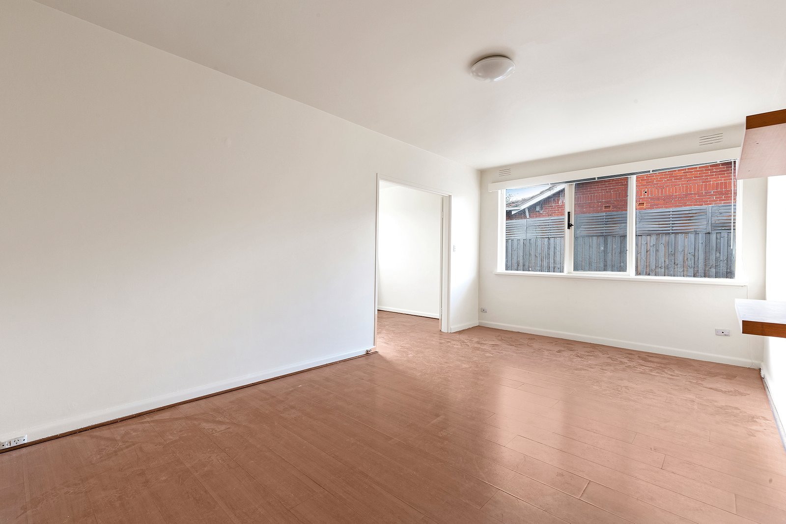 Gallery: 1/50 Robert Street
