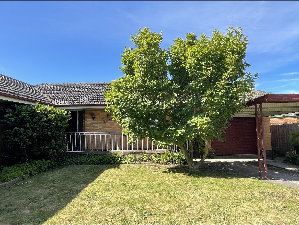 Gallery: 150 Roslyn Road