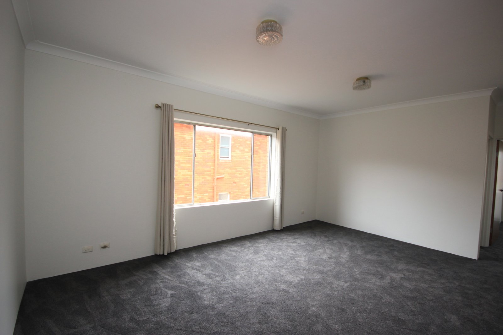 150 Russell Avenue DOLLS POINT 2