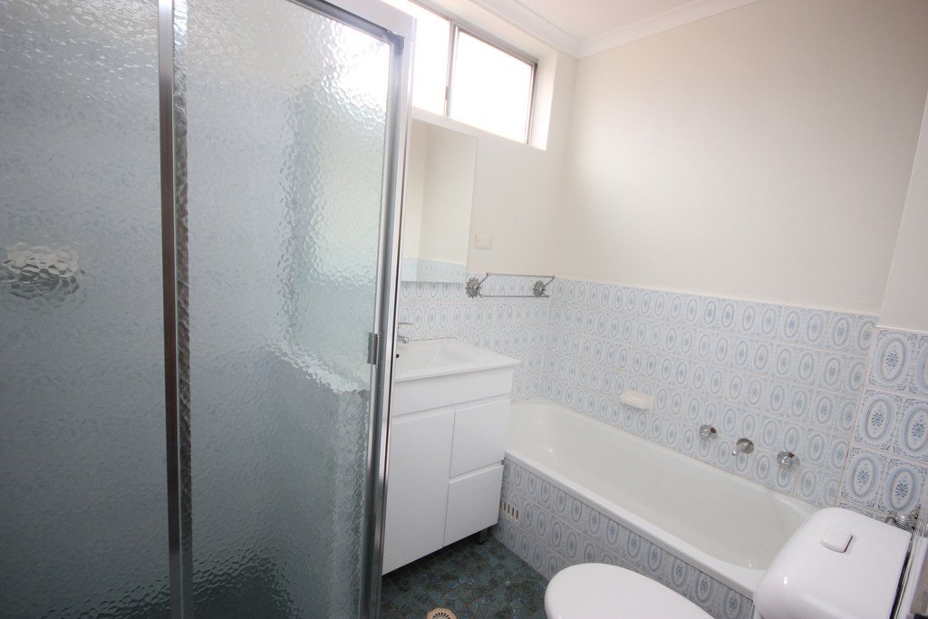 150 Russell Avenue DOLLS POINT 4