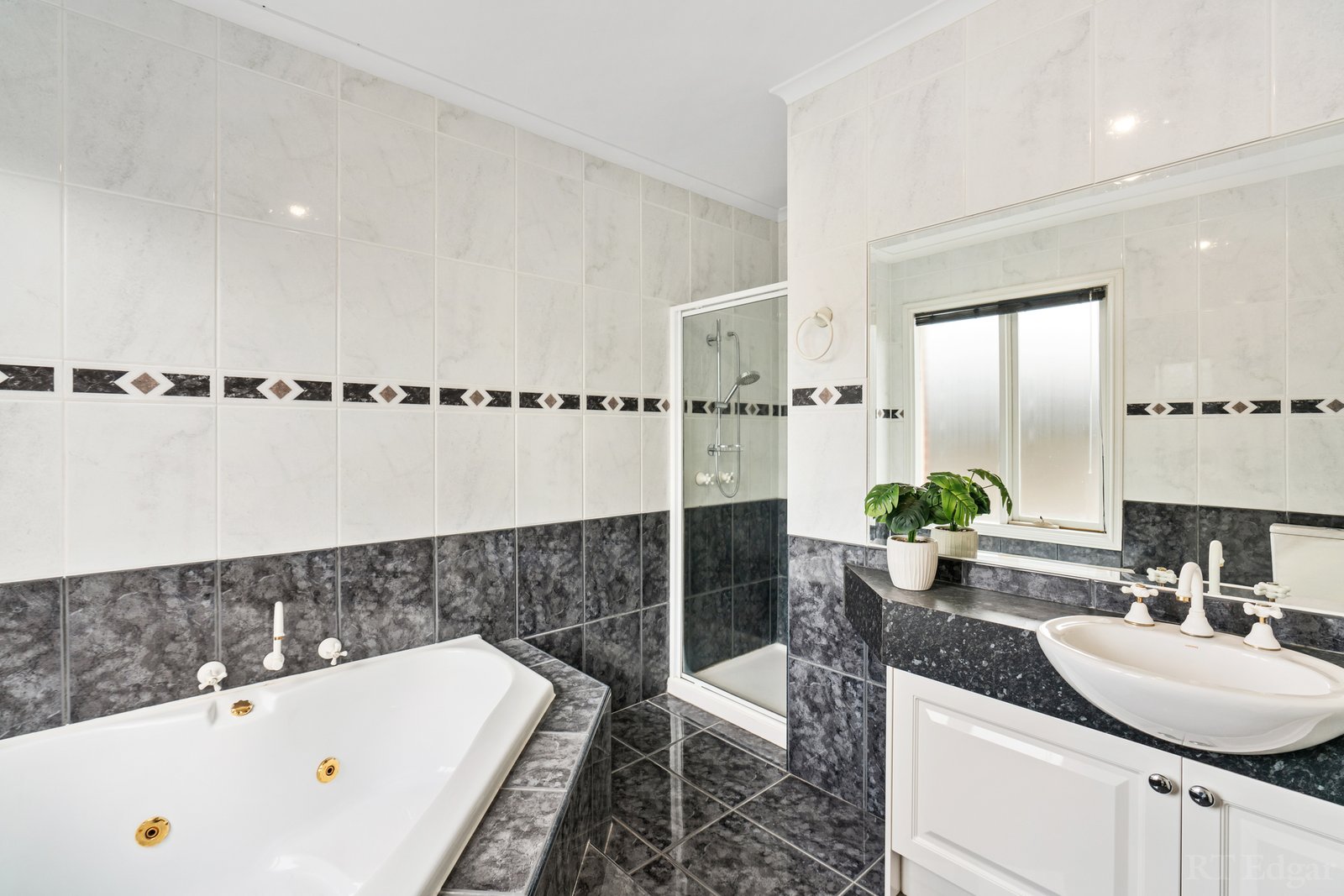 Real Estate and Property in 1/50 St Clems Road, Doncaster East, VIC