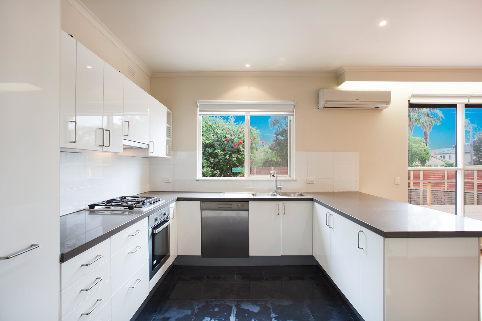 Gallery: 150 Thomas Street