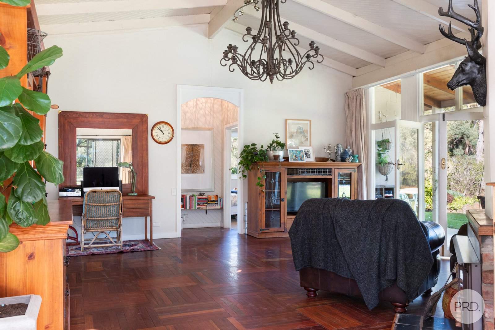 150 Woodland Drive SCARSDALE 4