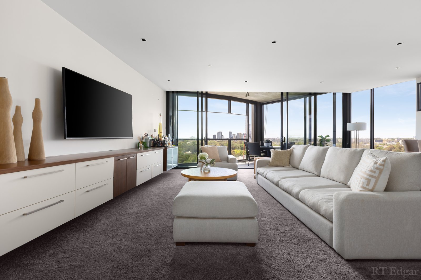 Real Estate and Property in 1501/454 St Kilda Road, Melbourne, VIC