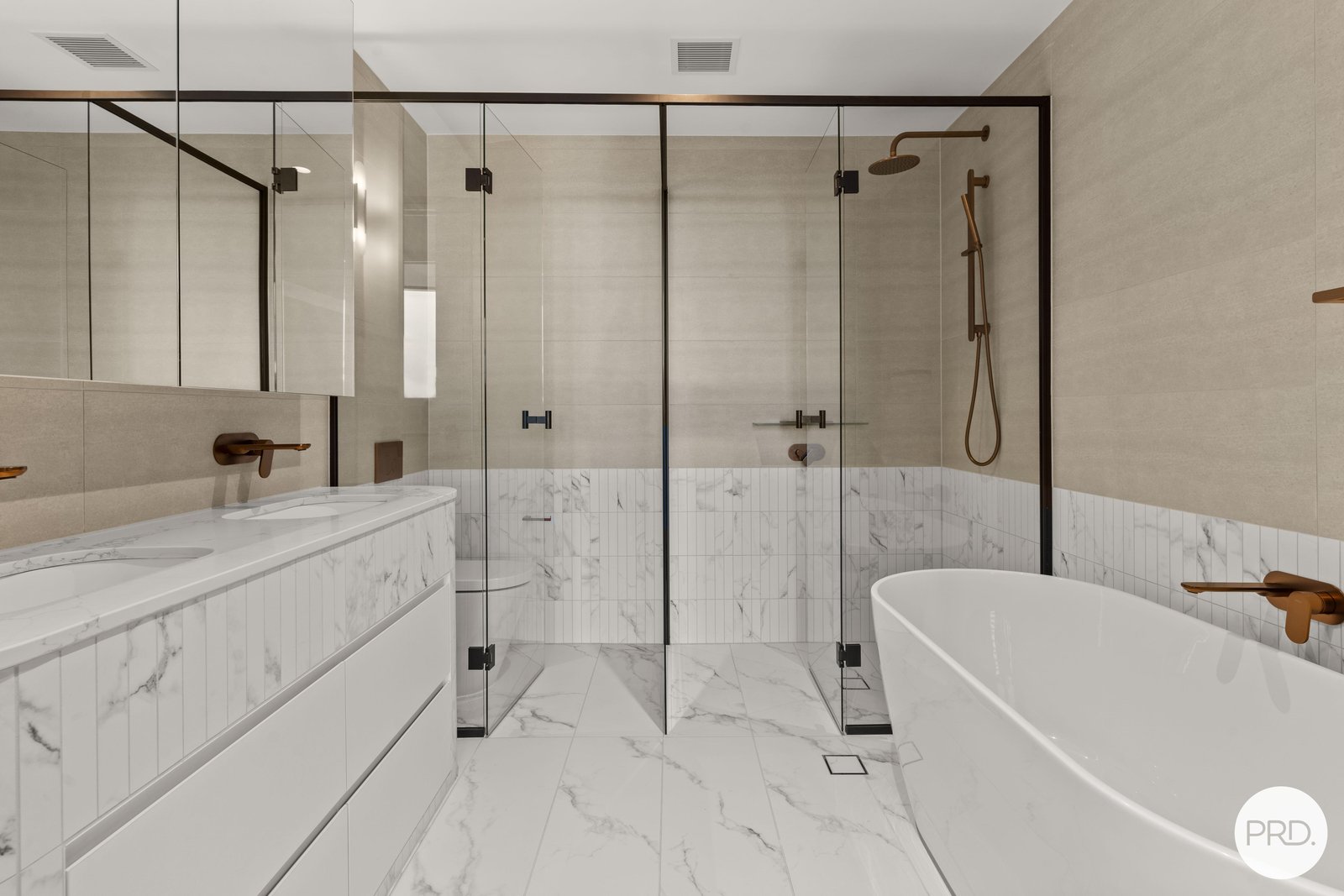 1503/63 La Trobe Street MELBOURNE 12