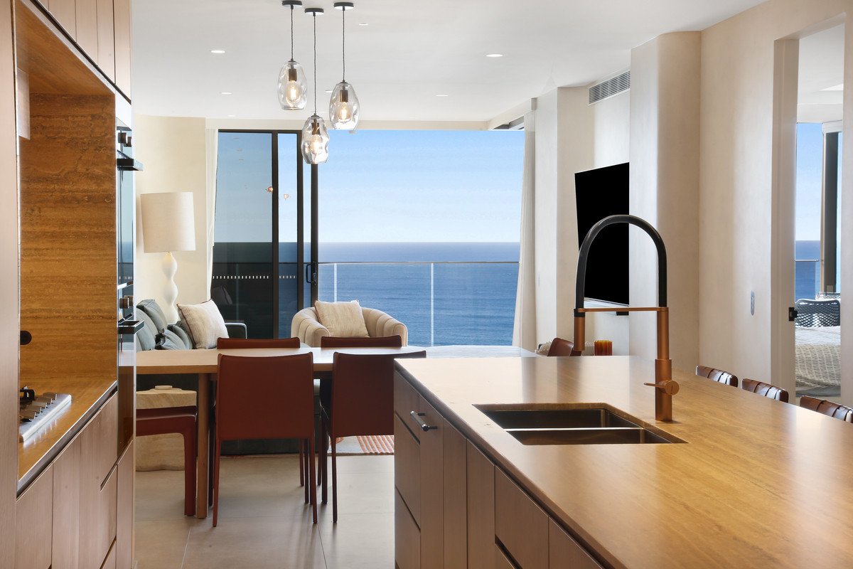 1504/58 The Esplanade Burleigh Heads 10