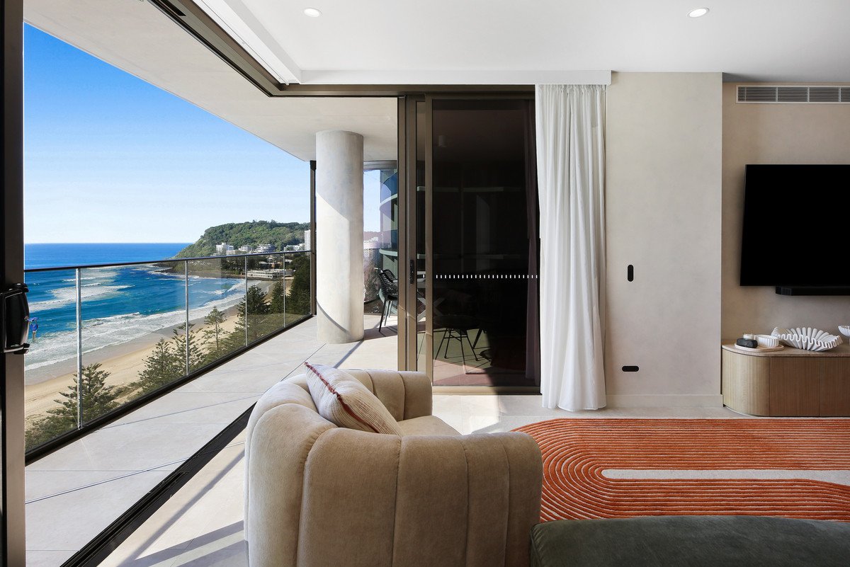 1504/58 The Esplanade Burleigh Heads 11