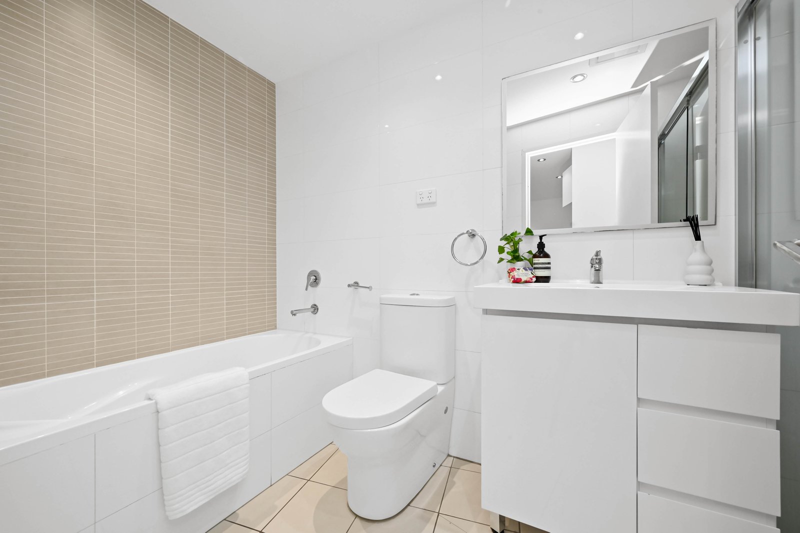 1508/43-45 Wilson Street BOTANY 23