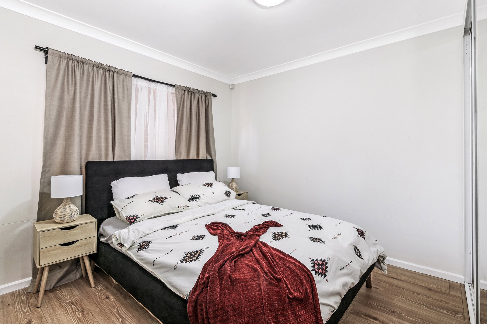 15/1-5 Hampden Street BEVERLY HILLS 9