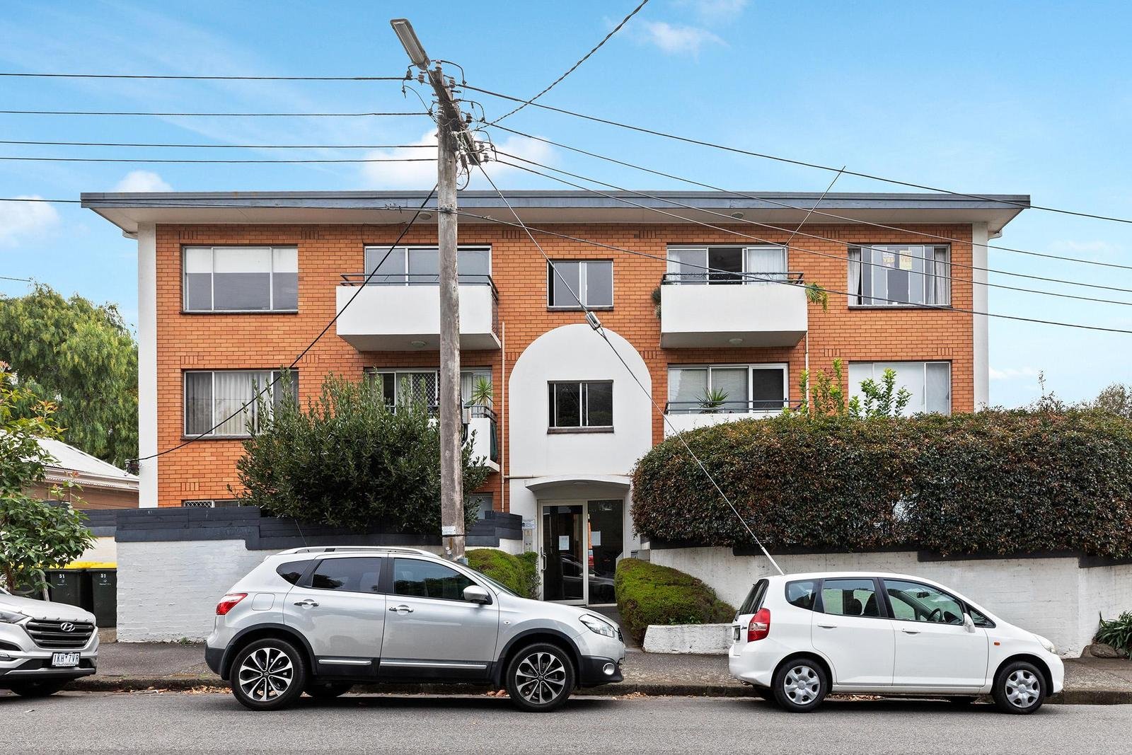 1/51-53 Bignell Street, Flemington VIC 3031
