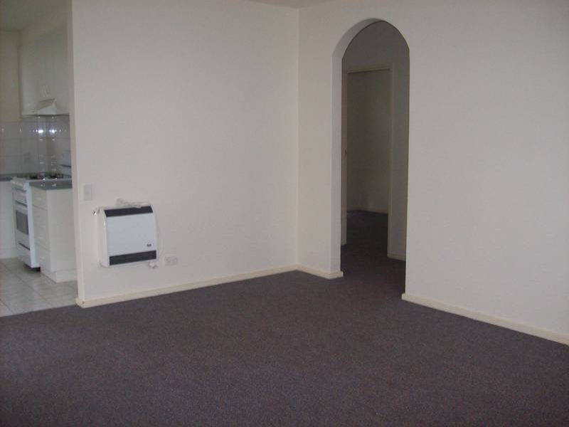 Gallery: 1/51 Balcombe Road