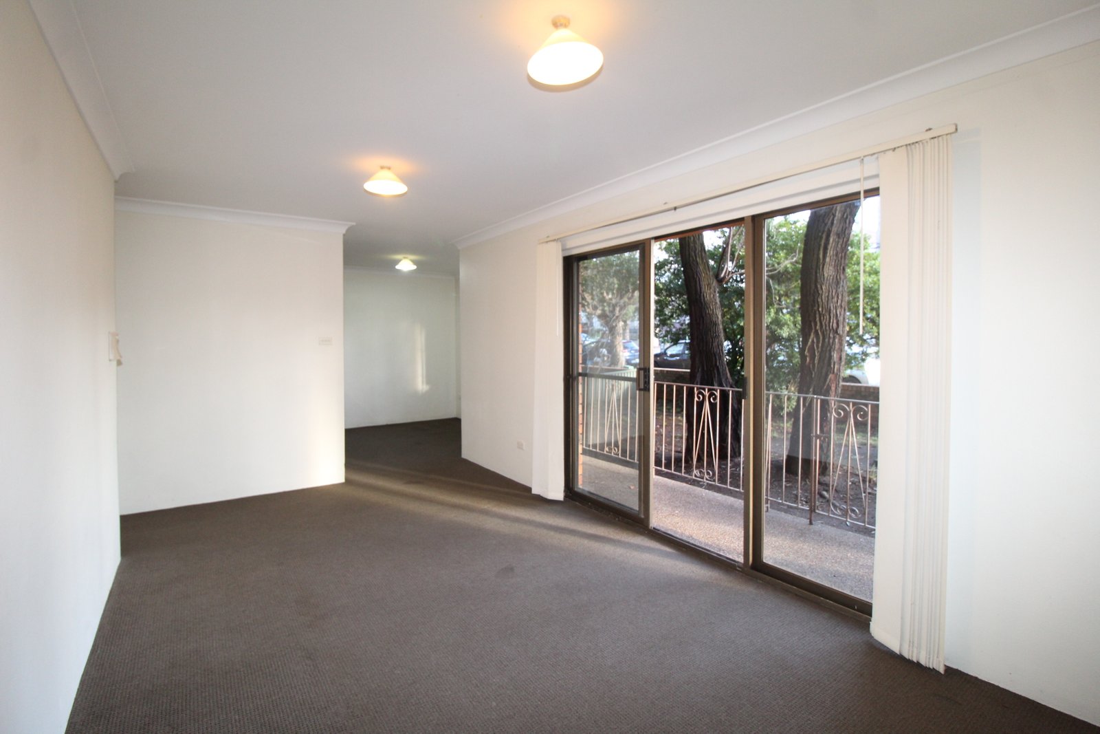 1/51 Colin Street LAKEMBA 2
