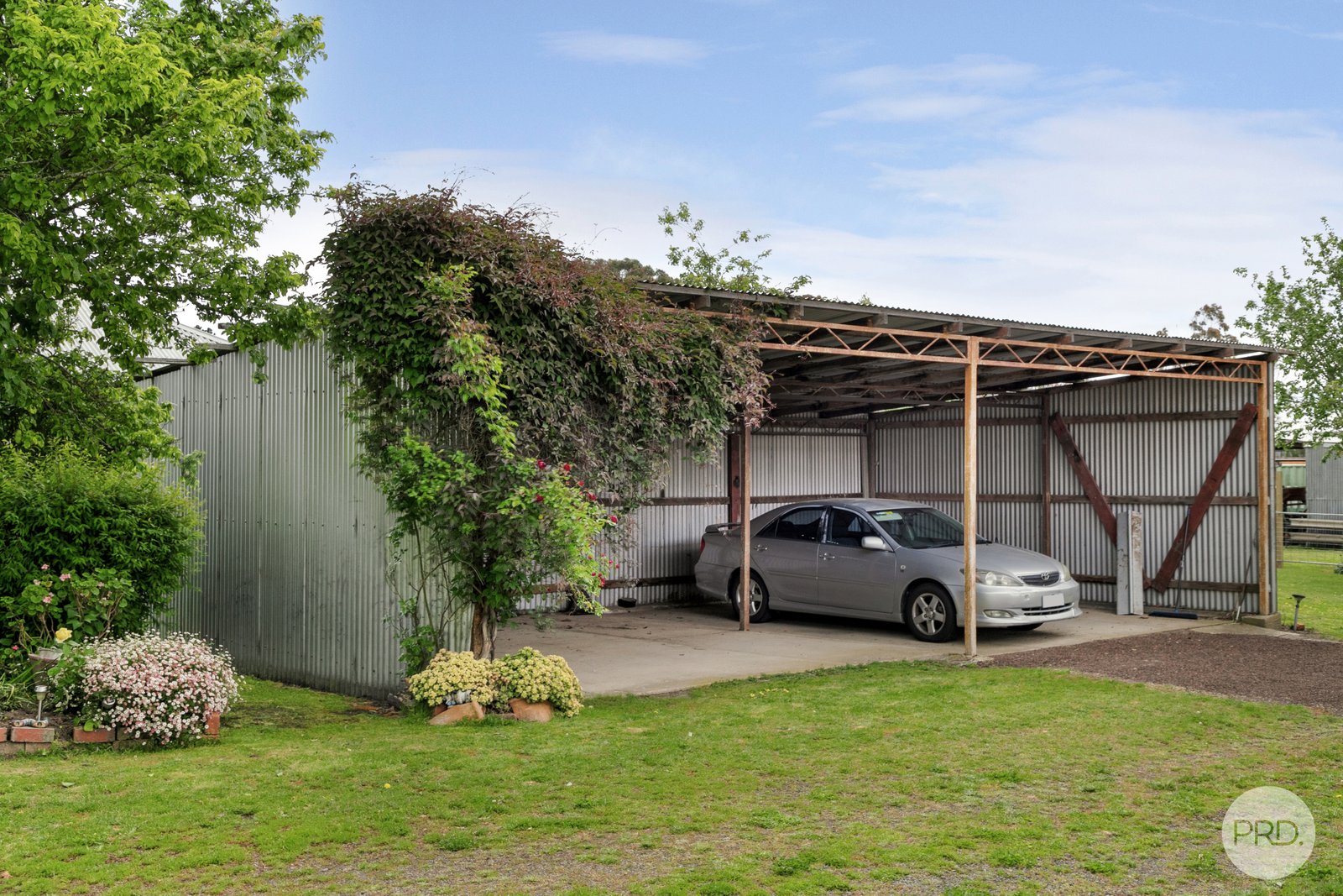 151 Gracefield Road GONG GONG 18