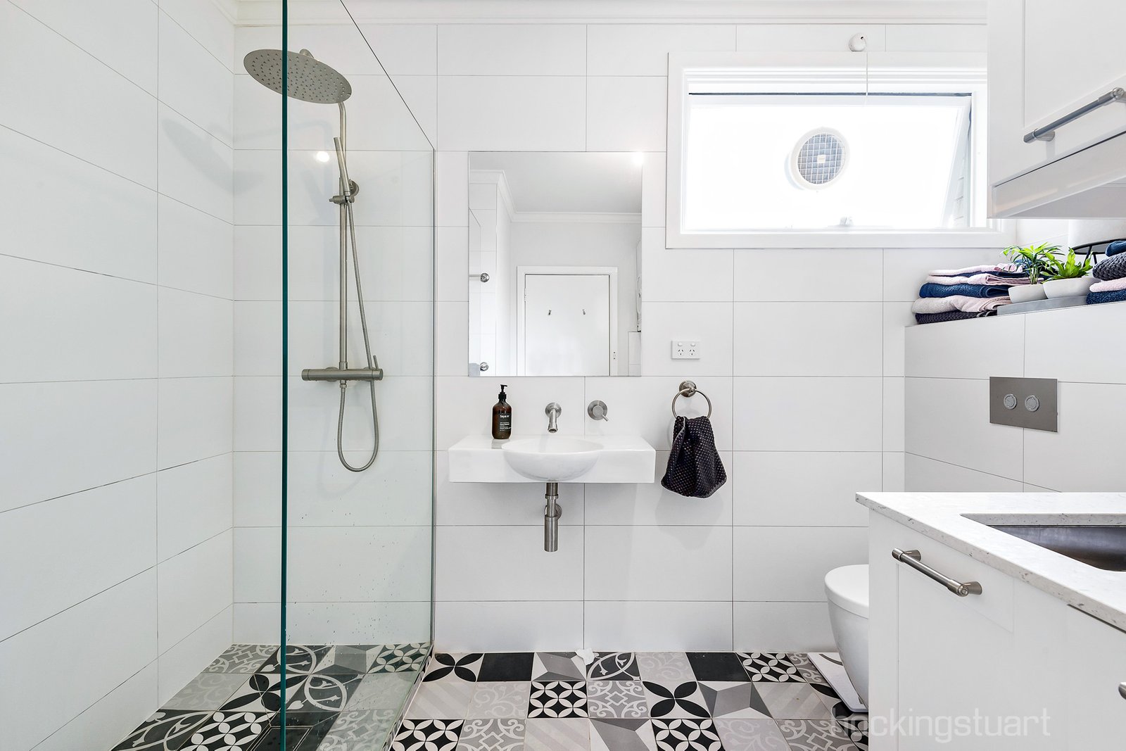 Real Estate and Property in 1/51 Khartoum Street, Caulfield North, VIC