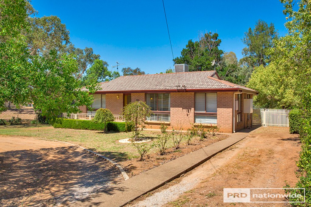 151 Manilla Road TAMWORTH 1
